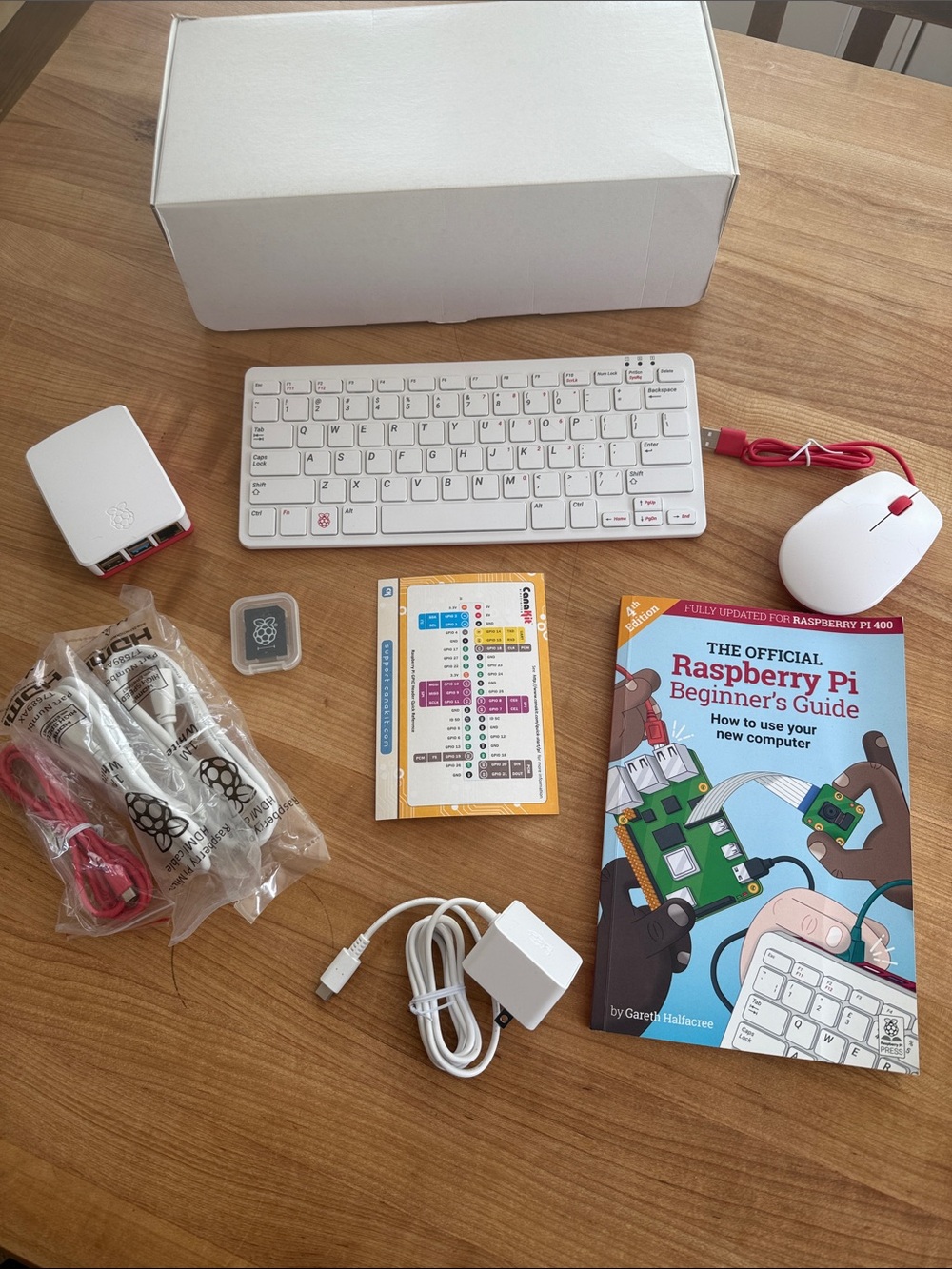 Raspberry Pi Beginner Kit with White Keyboard & Mouse